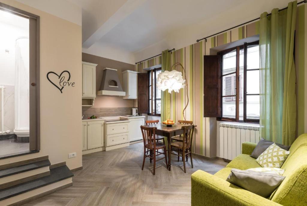 Ferienwohnung The Hobbit Guelfa Florenz Exterior foto